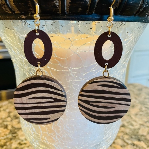 Circular Wooden  Fierce Animal Print Dangle Drop Earrings - Picture 2 of 4